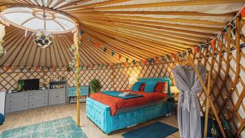 1 soverom, strykejern/-brett, reiseseng for barn og wi-fi (inkludert)