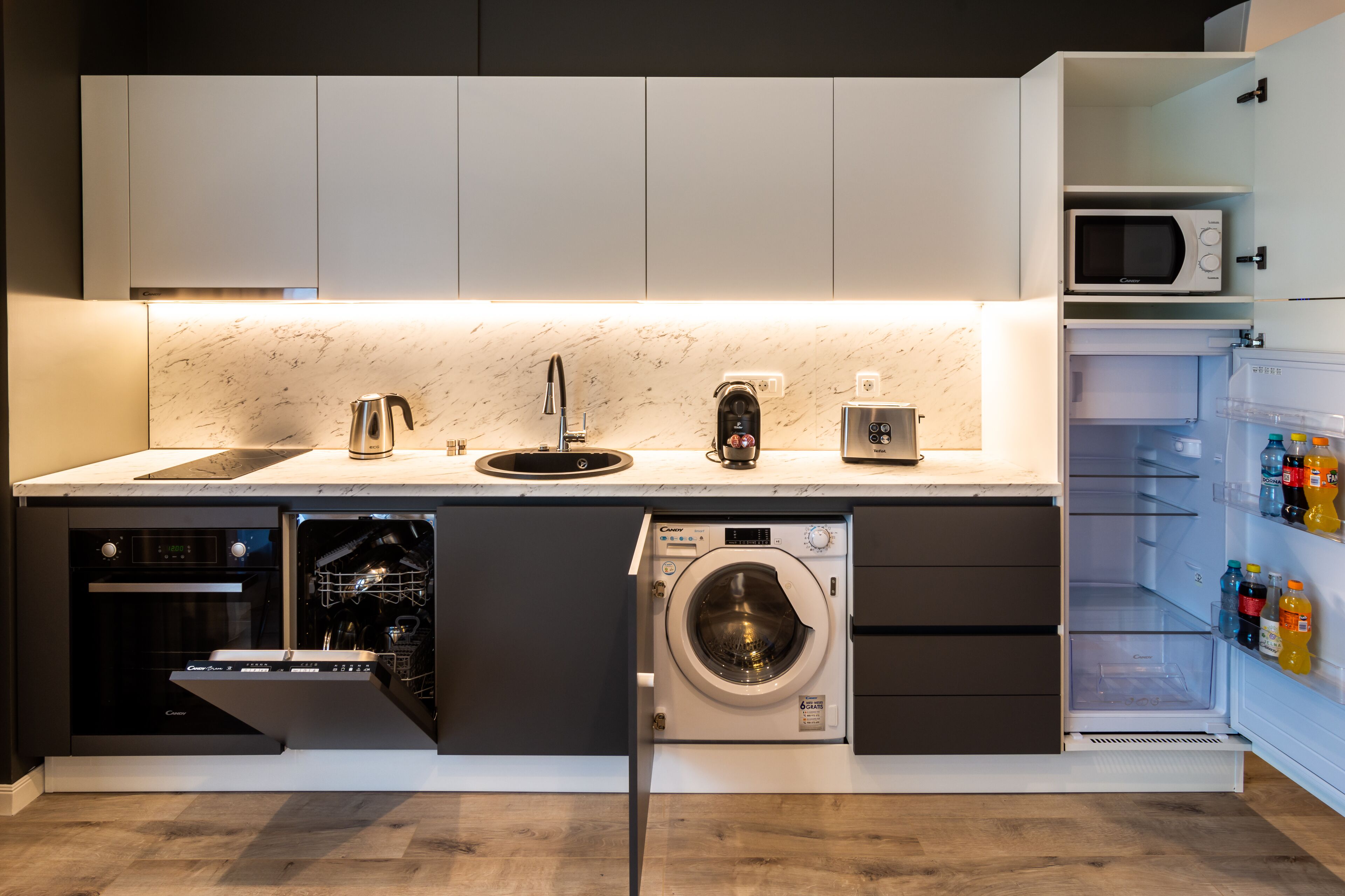 Superior-huoneisto | 1 makuuhuone, tallelokero huoneessa, työpöytä