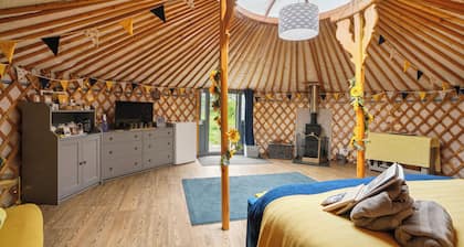 PERIGNON Luxury Heated Yurt with Private Hot Tub