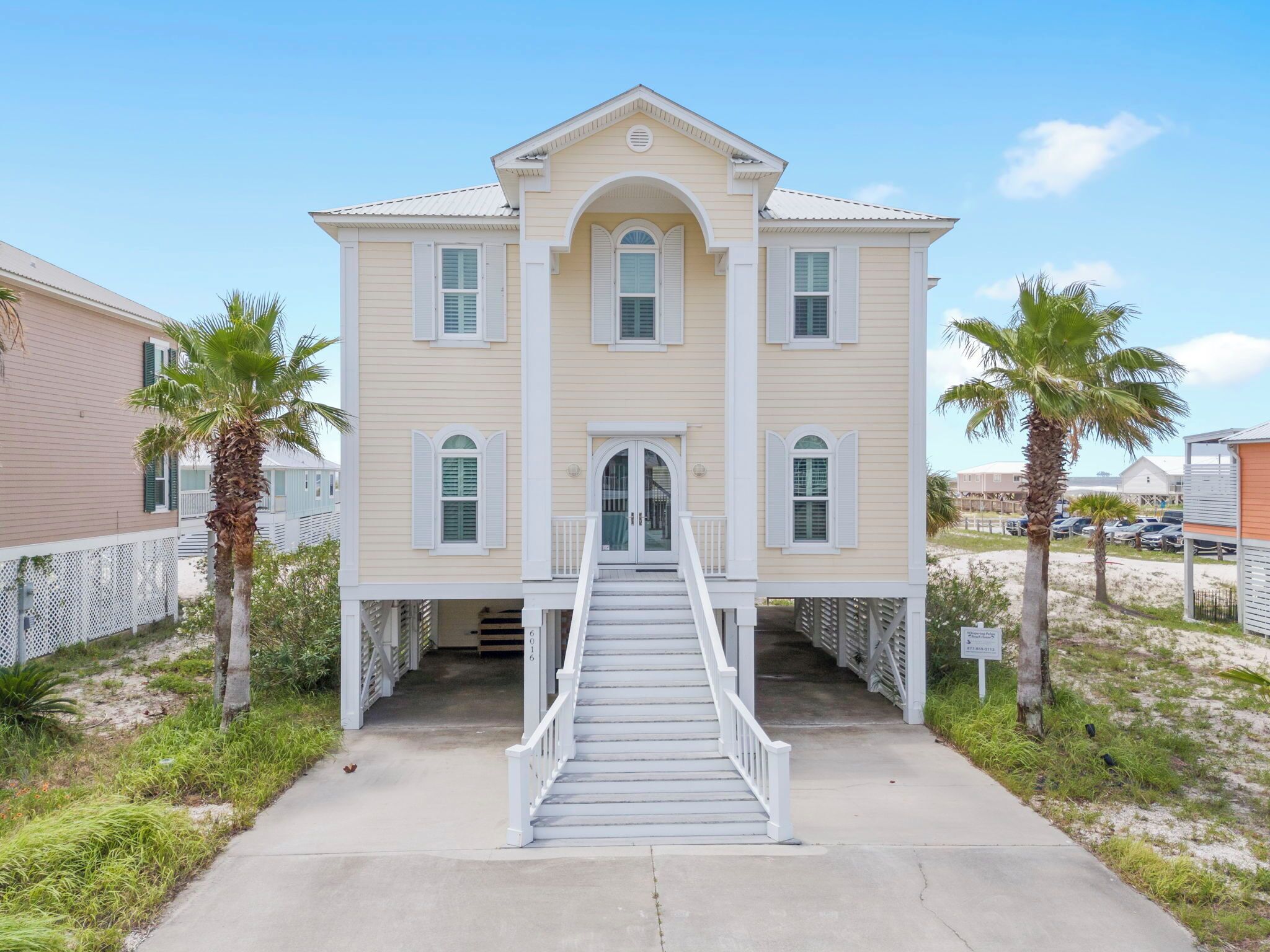 Luxury home near beach!  Whispering Palms Beach House