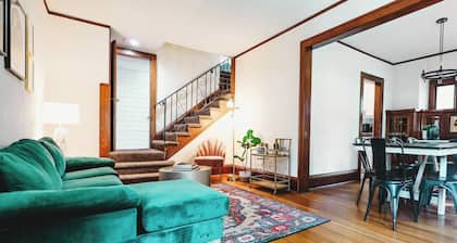 Ultimate Group Stay in St Paul – 8 beds
