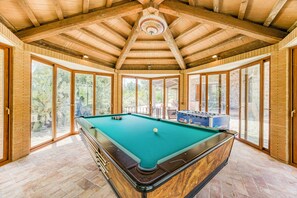 Villa familiare, camere multiple, lato montagna (Pool Villa Angela Whirlpool) | Area giochi