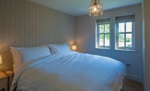 2 camere, ferro/asse da stiro, Wi-Fi gratuito, lenzuola