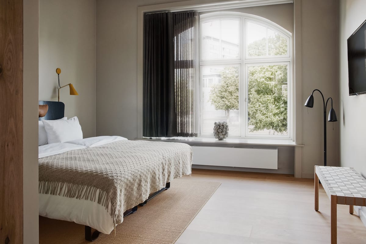 Standard Apartment