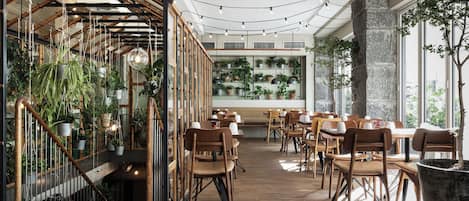 Frukostbuffé varje dag (DKK 225 per person)