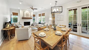 House, Multiple Beds, Private Pool, Partial Ocean View | Dining