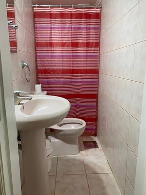 Bathroom | Shower, towels