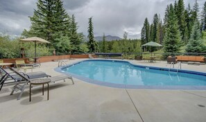Indoor pool, outdoor pool