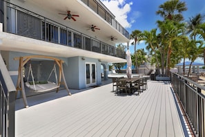 Dining - Oceanfront Paradise by Pack and Relax (Islamorada)