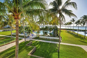 Villa, 3 Bedrooms | Property grounds