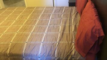 2 habitaciones, tabla de planchar con plancha y wifi gratis