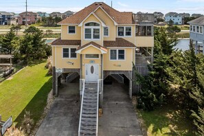 Exterior - 7680- Sandy Bottom. | Canalfront | Avon | Sleeps 12 (Avon)