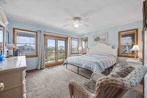 5 bedrooms, Internet, bed sheets - 7680- Sandy Bottom. | Canalfront | Avon | Sleeps 12 (Avon)