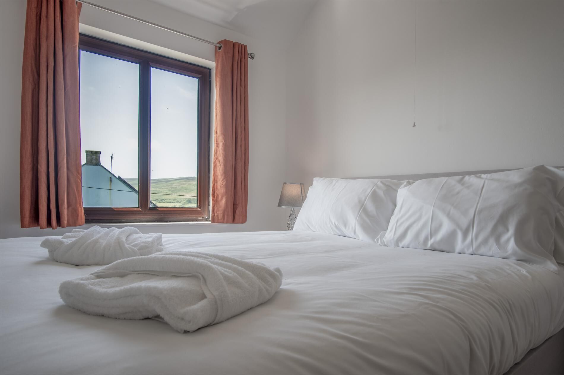 3 bedrooms, iron/ironing board, WiFi