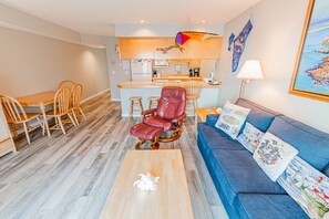 Smart-TV, Kamin, Stereoanlage