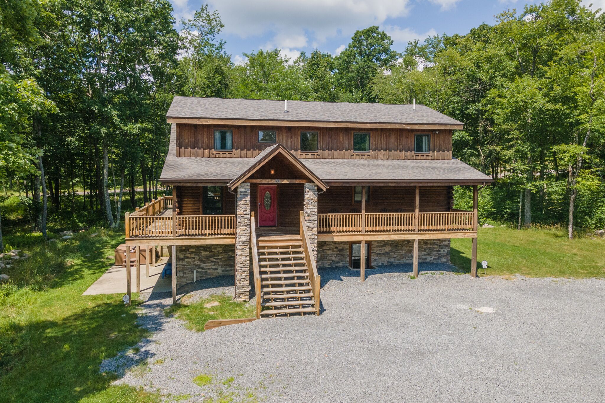 New! Fireside: Lake/Golf Area, Dogs Welcome, A/C, Hot Tub, Fire Pit!