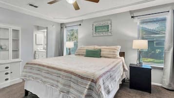3 chambres, fer et planche à repasser, Wi-Fi gratuit, draps fournis