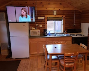 Fridge, microwave, oven, stovetop - Riverside Retreat - Cozy Cabin #1 (Long Lake)