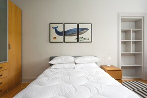 4 chambres, bureau, accès Internet, draps fournis