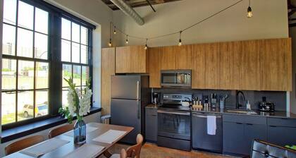 Ultramodern 2BR Corner Loft w/Designer Features