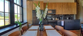 Ultramodern 2BR Corner Loft w/Designer Features