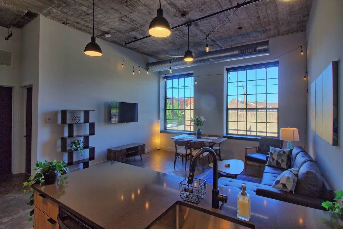TV, offices