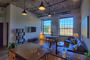 TV, offices