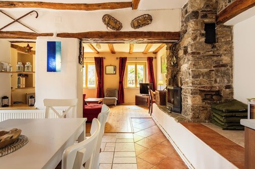 Charming Alpine Farmhouse Near the Soča River