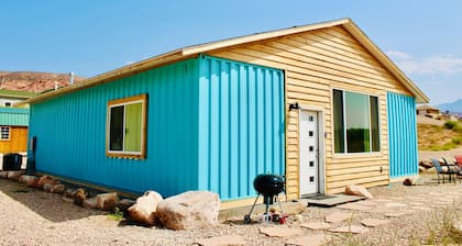 Atomic Container Home by Utah Vacation Home