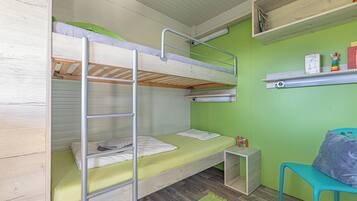 2 phòng ngủ, truy cập Internet không dây miễn phí, bộ trải giường