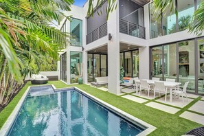 Außenpool, beheizter Pool