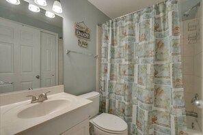 Combined shower/tub, hair dryer, towels - Gulf Front, Coastal Chic Condo with Endless Views, Seascape Resort (Miramar Beach)