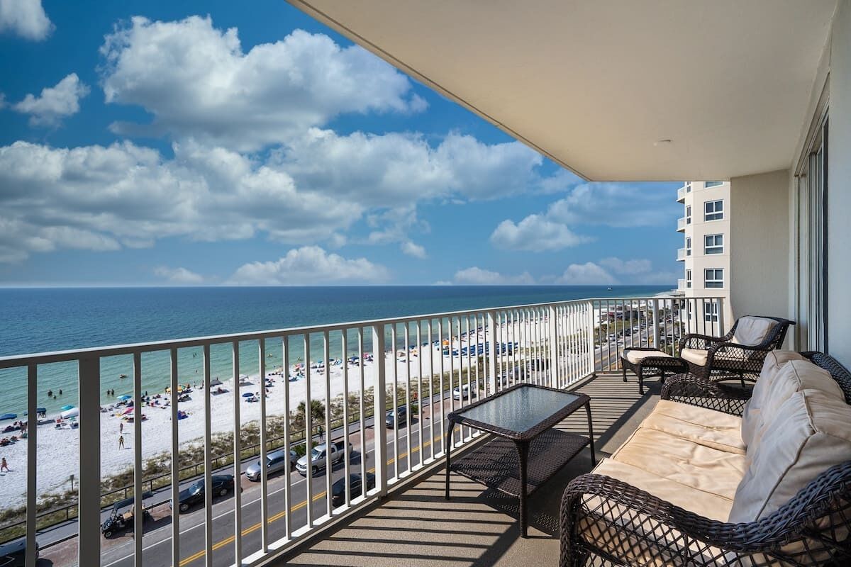 Gulf Front, 3 Bd, Corner Unit - Best location in the Building