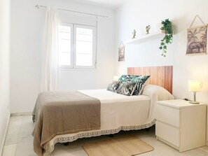 1 makuuhuone, silitysrauta/-lauta, ilmainen Wi-Fi, vuodevaatteet