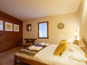 4 bedrooms, WiFi - Chalet 5 rooms, 12 guests, pets allowed, parking (Valloire)
