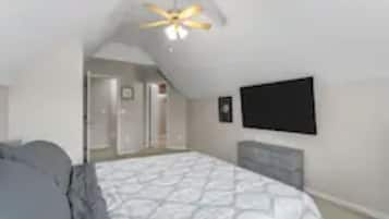 4 chambres, bureau, fer et planche Ă repasser, lit parapluie