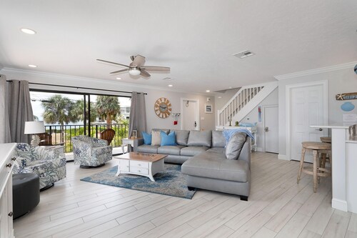 Gulfpointe by Pack and Relax