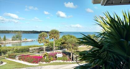 Gulfpointe by Pack and Relax