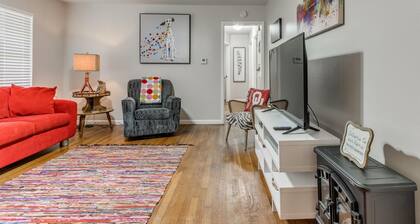 Close to OU--TVs in every room--outdoor dining--wifi--W/D