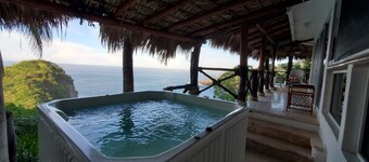 VillaParaisoAca,  With Beautiful View & Private Beach.  Christmas Special.