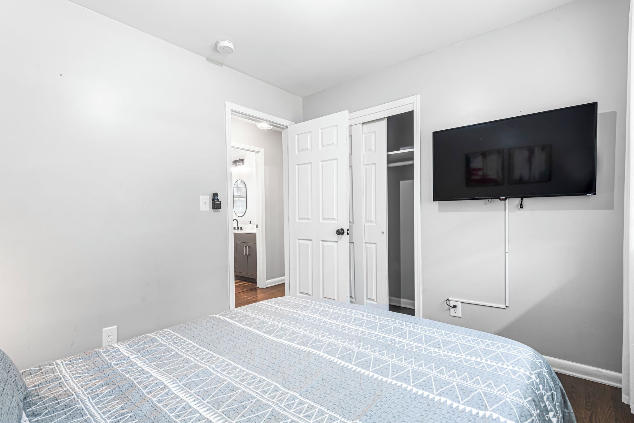 5 chambres, bureau, fer et planche à repasser, Wi-Fi gratuit