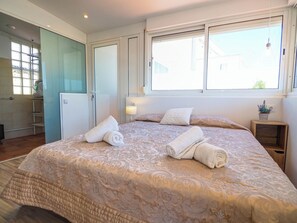 3 Schlafzimmer, Bügeleisen/Bügelbrett, kostenloses WLAN, Bettwäsche