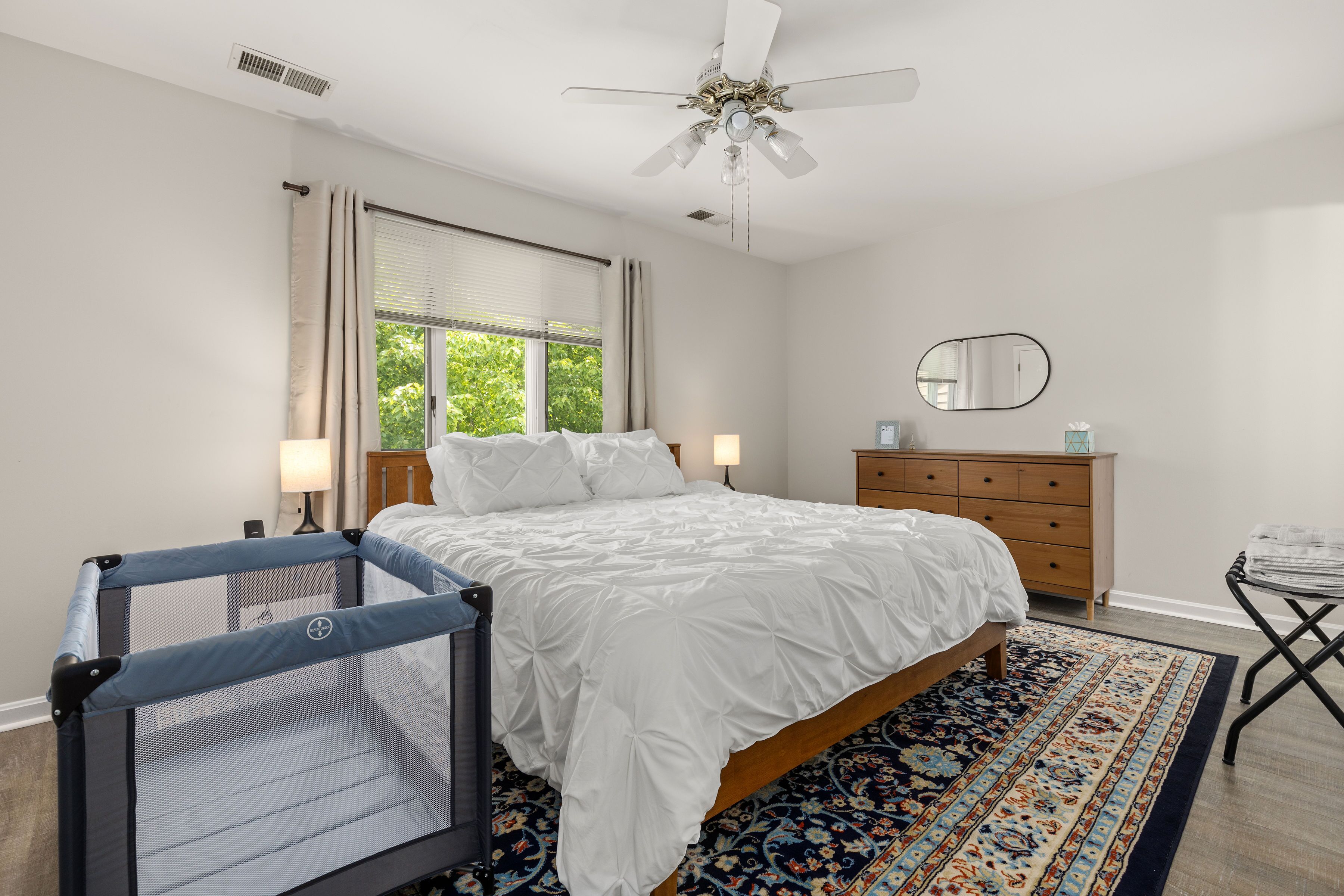 Bethany Beach updated 3BR, Linens, Pool, Pickleball, SATURDAY to SATURDAY Rental