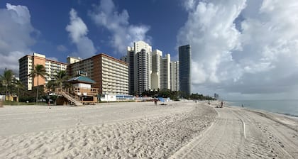 Beachfront condo in Miami!