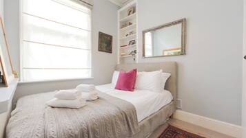 Apartment (1 Bedroom) | 1 bedroom, premium bedding, laptop workspace, iron/ironing board