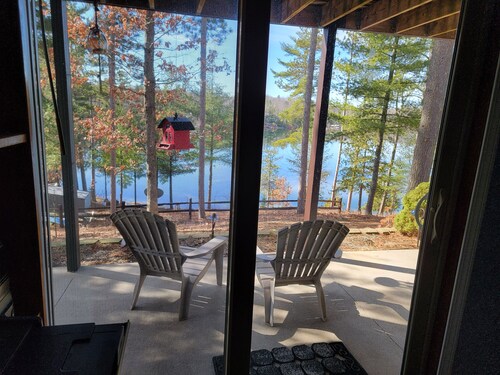 Spider Lake’s "Turtle Cove” – Your Private Northern Michigan Lakeside Escape