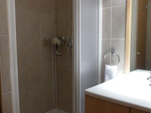 Bathroom - 3-room apartment for 6 people with balcony and parking (Valloire)
