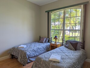 3 slaapkamers, een bureau, gratis wifi, beddengoed