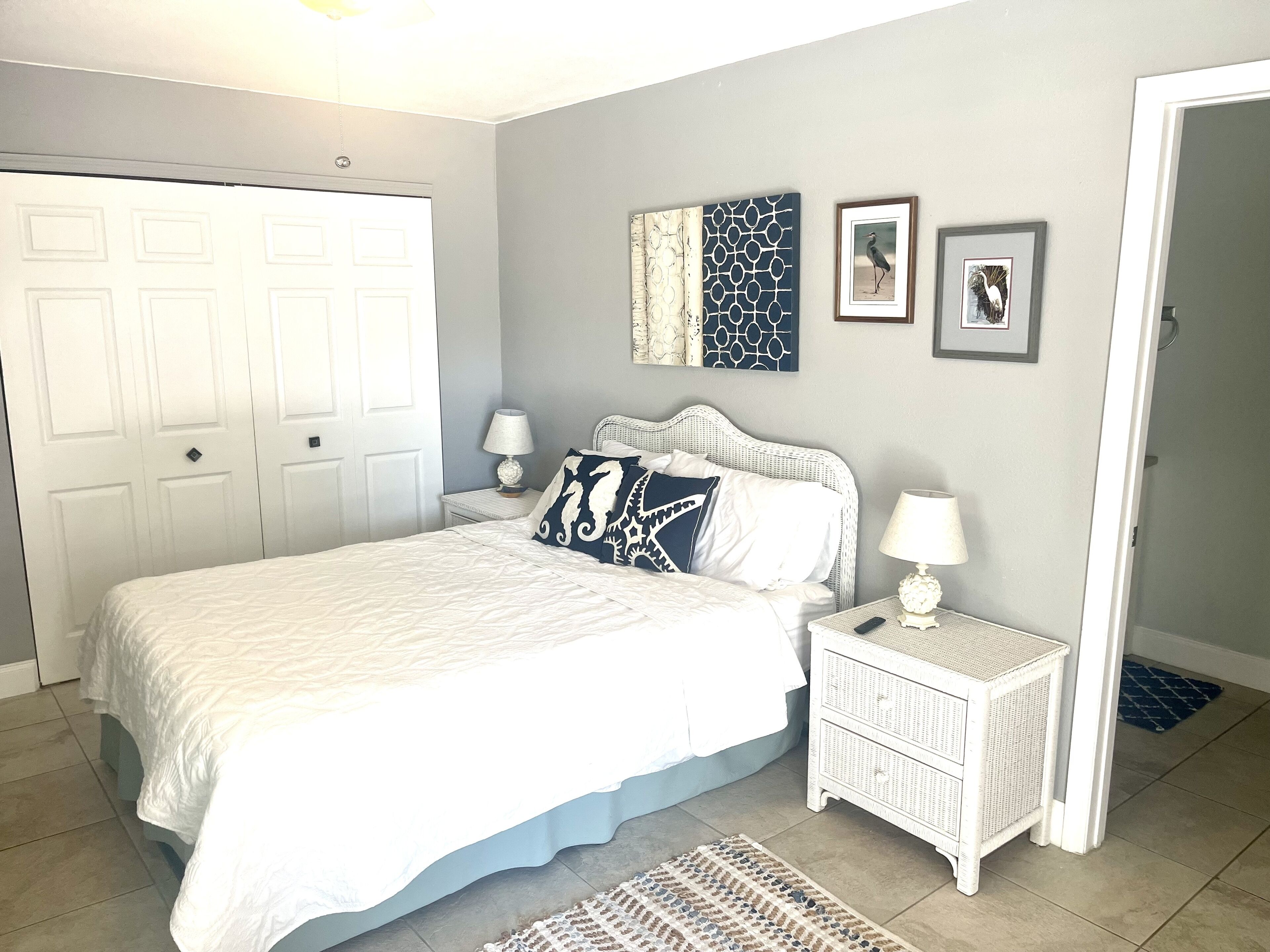 One Bedroom Apartment, One Block From The Beach Btr #2197 - Indian Rocks Beach, FL