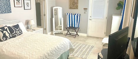 1 habitación, tabla de planchar con plancha, wifi gratis y ropa de cama